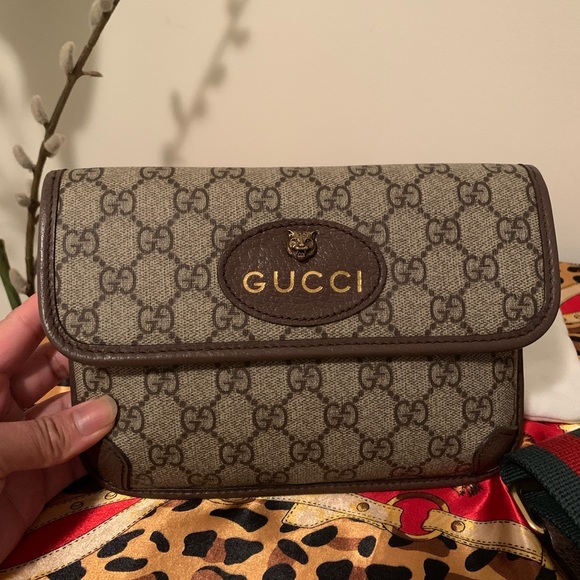 Gucci Handbags - GUCCI Supreme GG Coated Canvas Crossbody w/ Tags
